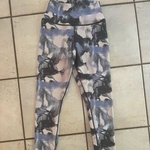 Alo Womens workout leggings